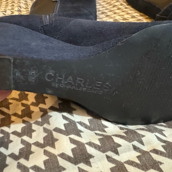 Suede knee high boots , wedge heel Navy Charles David - Picture 8 of 14